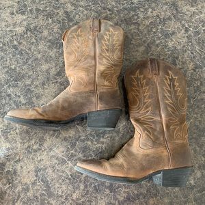 Ariat cowboy boots vguc